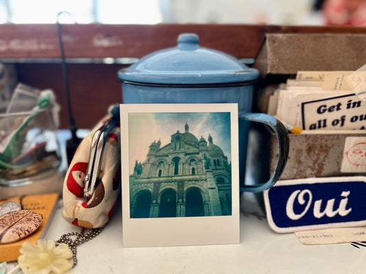 sold - paris / street photography captures