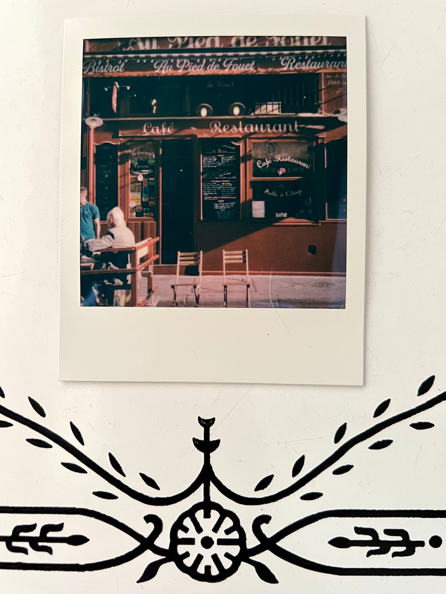 sold - paris / street photography captures