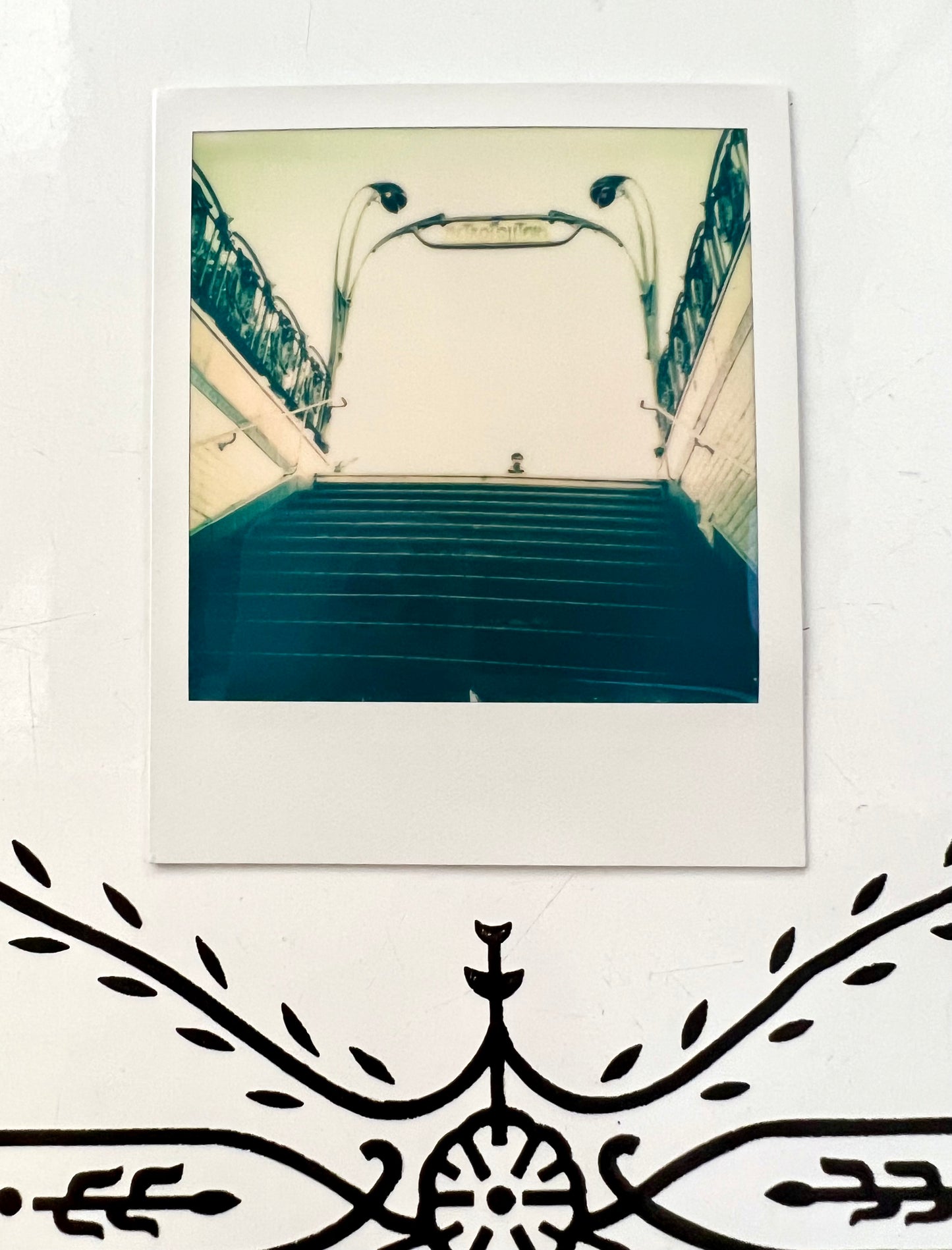 paris polaroid / street photography captures