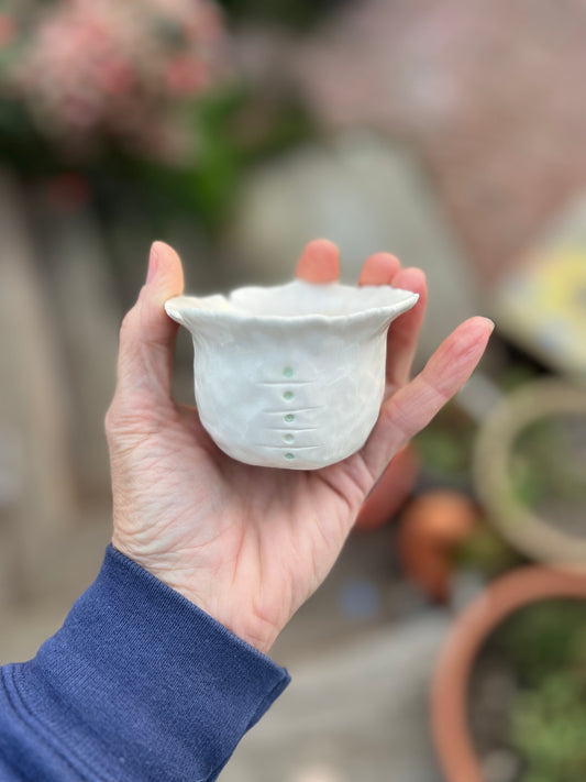 dots & lines pinch cup samples/seconds/sale piece