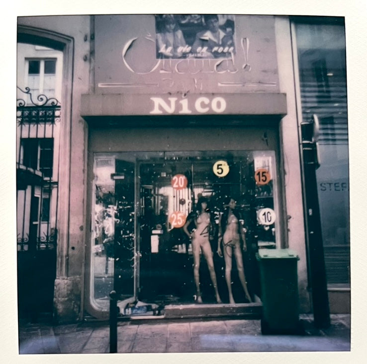 paris polaroid / street photography captures