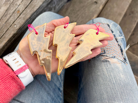 zip zing gold lightning bolt ornament hanging