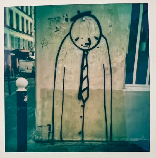 sold - paris / street photography