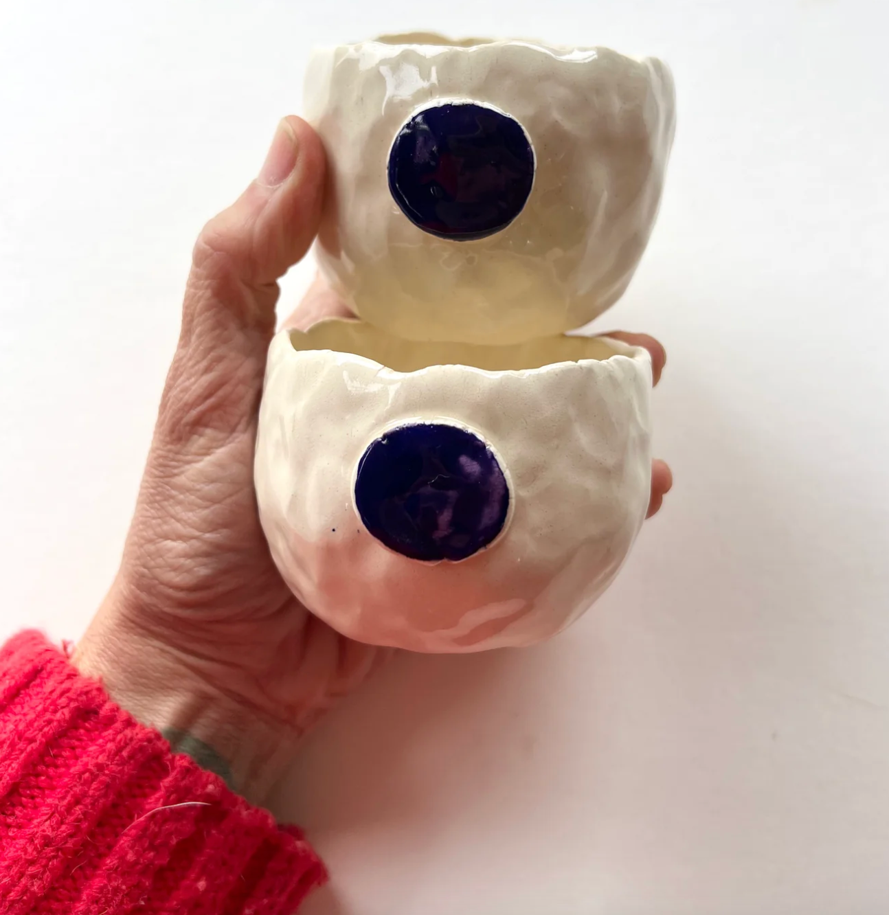 simple vessel ceramic pinch pot class /ecole notre dame des victoires; 10/14