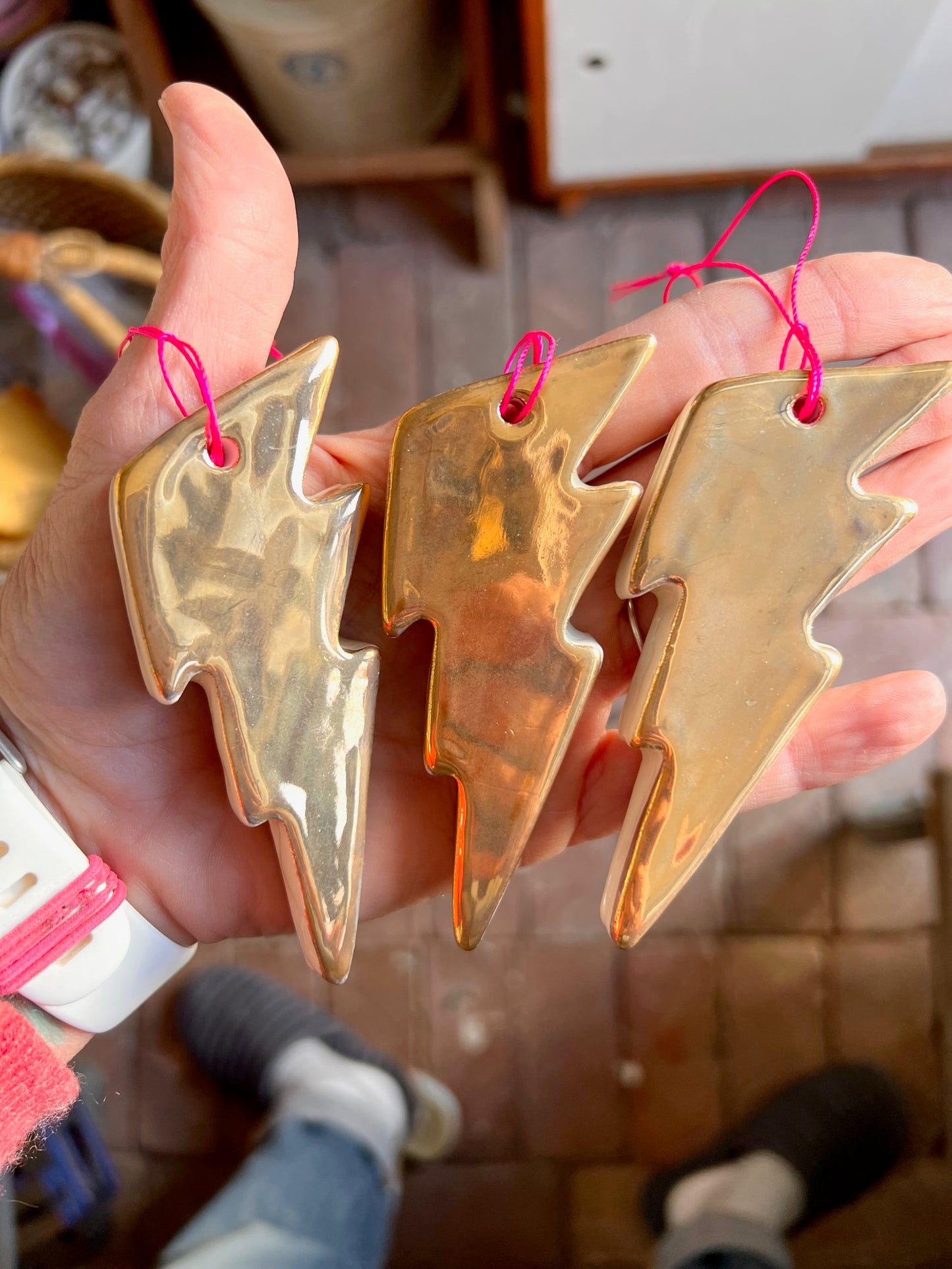 zip zing gold lightning bolt ornament hanging